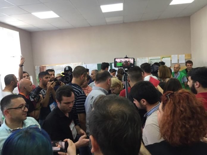 60997237_2307114129331468_8529894273506607104_n