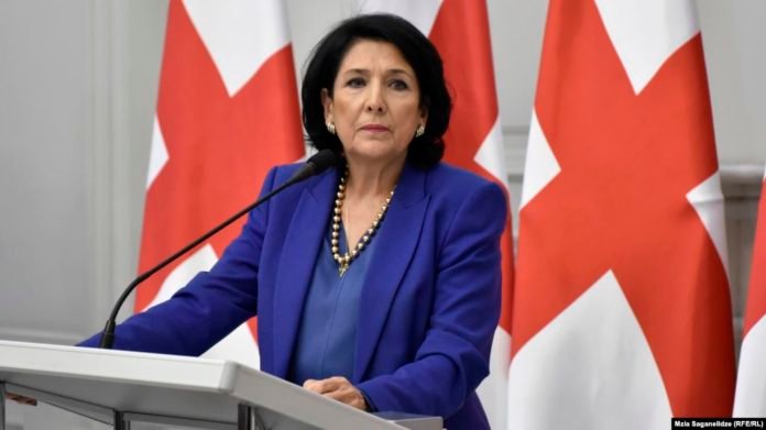 3E2E96D7-2EB8-491A-AEB2-48B2F9526C3C_cx0_cy1_cw96_w1023_r1_s