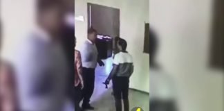 სავარაუდოდ გამგებლის მოადგილე თანამშრომელს ურტყამს (+ვიდეო)