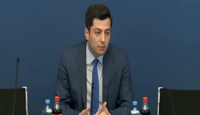 parlamenti uwyebrivi