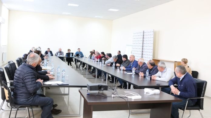 85242427_2527311874160251_2677309087057707008_o