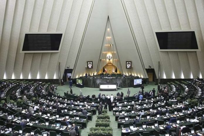 iranis parlamenti
