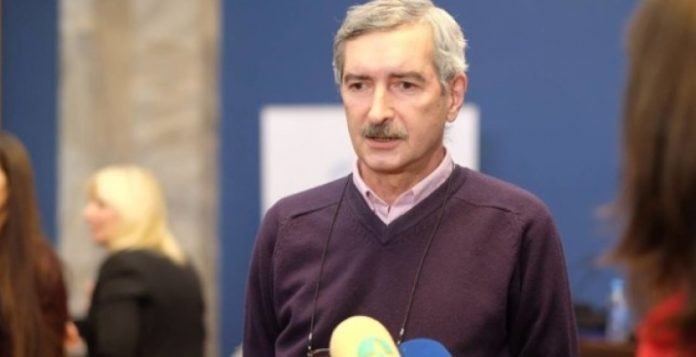 780_12392002_936679439753320_8425694370688217353_n-e1452592518606-660x3301