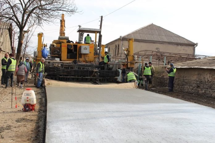 88004099_2962260277168405_671849162744004608_o