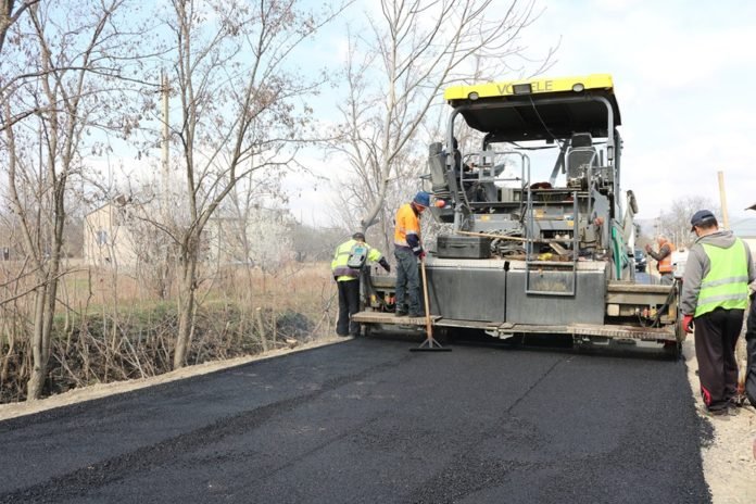 90747880_570594036997120_8169621606285443072_n