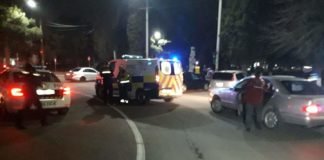 სასწრაფო დახმარების ბრიგადა ავტოსაგზაო შემთხვევაში მოყვა