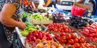 მთავრობა სურსათის 9 ძირითად პროდუქტზე ფასს აზღვევს