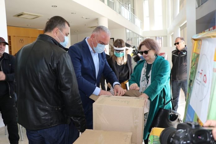 92811115_3129836400408404_2467709795340124160_o