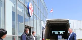 რუსთავს,მოწყვლადი ოჯახებისთვის,ჩვილ ბავშვთა კვებისა და ჰიგიენური საშუალებების პაკეტები გადაეცა