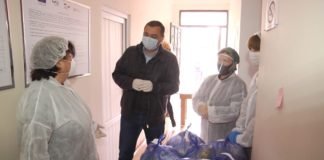 რუსთავის შშმ პირთა დღის ცენტრის ბენეფიციარები სასურსათო დახმარებას მიიღებენ