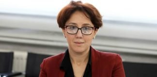 2019-2020 სასწავლო წლის მეორე სემესტრი არ ჩავარდება -ეკა დგებუაძე