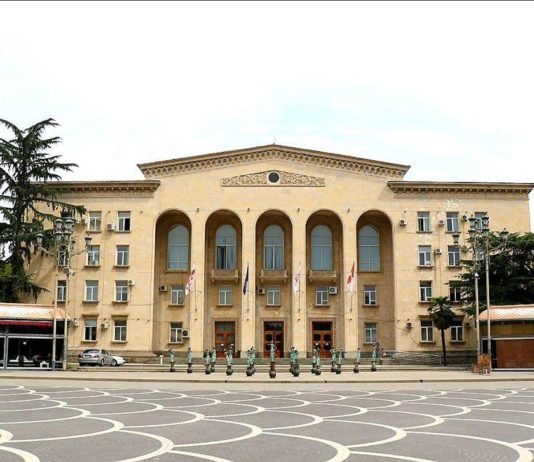 რუსთავის მერიაში კორონავირუსის პრევენციული ღონისძიებების ფარგლებში, ქოლ-ცენტრი ამოქმედდა