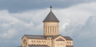 მართლმადიდებელი სამყარო 12 მაისს ანდრია პირველწოდებულის ხსენების დღეს აღნიშნავს