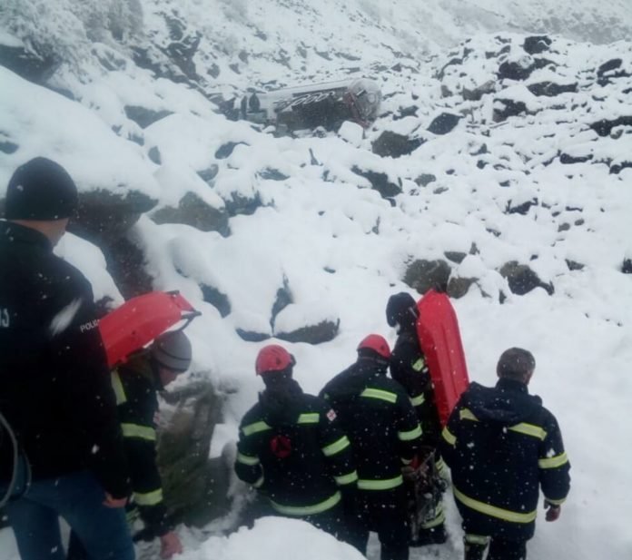 96086394_2301907130113506_1430119415445192704_o