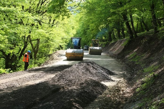 99426109_3780849808655759_580025390475509760_o