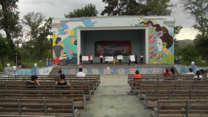 101540501_923000748172327_1148477768233648128_n