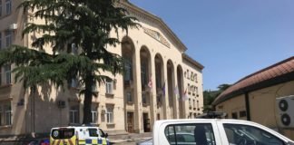 რუსთავის მერიის თანამშრომელსა და მოქალაქეს შორის დაპირისპირება მოხდა