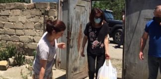 სოფელ მარტყოფში 50 ოჯახს სურსათისა და ჰიგიენური საშუალებების კალათები გადაეცა