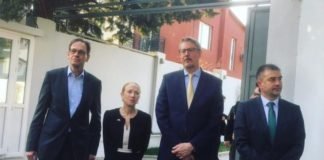 ელჩები ერთობლივ განცხადებას ავრცელებენ