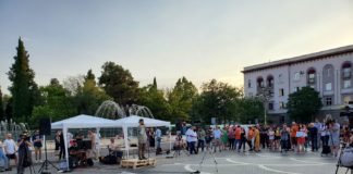 “აქცია სუფთა ჰაერისთვის”-სამოქალაქო აქტივისტები აქციას მართავენ