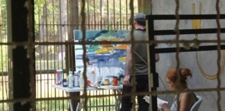 პერფორმანსი “168”-რუსთავის პარკის ვოლიერებში მხატვრები მუშაობენ