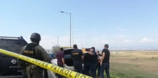 ავტობანზე, სამართალდამცველებმა ავტომობილიდან სავარაუდოდ, ნარკოტიკული საშუალება ამოიღეს