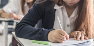 აბიტურიენტი, რომელსაც კორონავირუსი დაუდასტურდა, ერთიანი ეროვნული გამოცდებიდან მოიხსნა