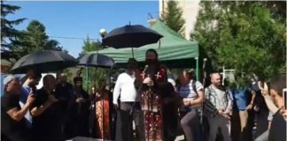 საპროტესტო აქცია-მარნეულის ეპისკოპოსმა ნარიმანოვის ძეგლის დემონტაჟი აქციაზე მოითხოვა