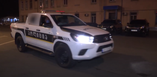 პოლიციამ თავისუფლების უკანონო აღკვეთისა და ჯგუფური ძალადობის ბრალდებით 5 პირი დააკავა