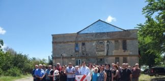 დაუკანონებელი ბინები-“ნაციონალურმა მოძრაობამ” ჭყონდიდელის დასახლებაში ბრიფინგი გამართა