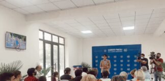 ნინო ლაცაბიძე შშმ პირებსა და მათი ოჯახის წევრებს ხვდება