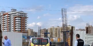 როგორია მშენებლობაზე დაშავებული 21 წლის მუშის ჯანმრთელობის მდგომარეობა ?