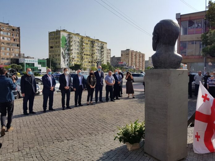 120252504_3357477054300693_3129832582391785000_n