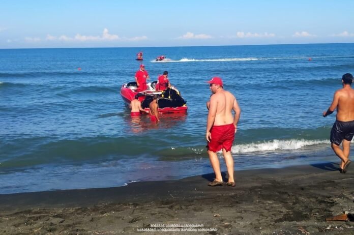 7863F166-B66F-48D3-8447-1541C2DEEABC