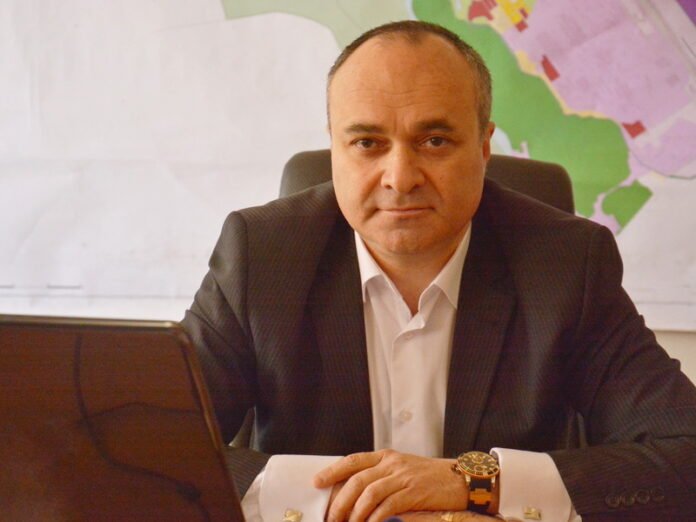 9e0a19e52c933db2bf2ad5e39cda41bb