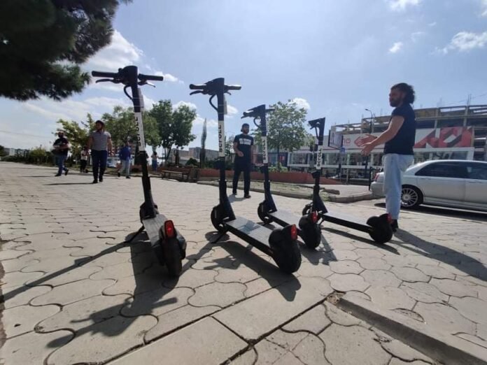 received_1216043932107911