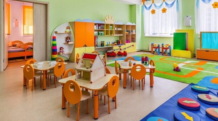 Kindergarten, game room.