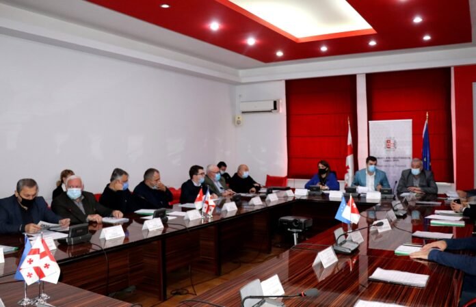 120903657_3218684328230954_32218704324983897_o