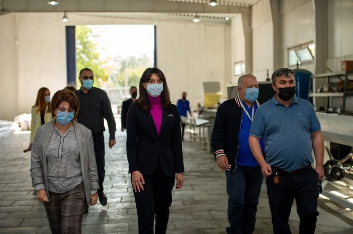 121565128_3116666701778937_8501703050776842022_n