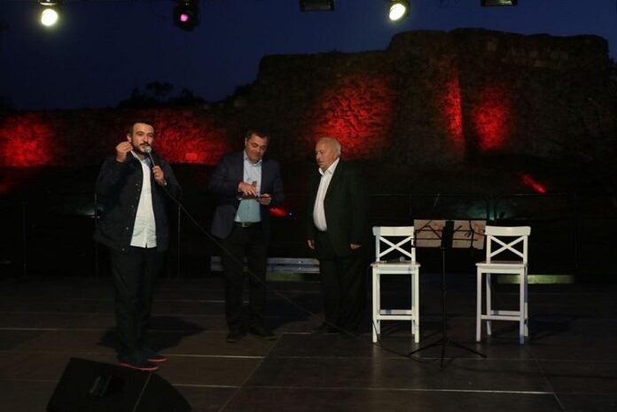 e6b388fb611930f9c5183a13a272c190