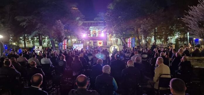 received_858600071545529