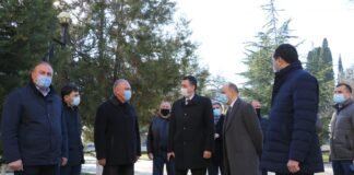 ქვემო ქართლში სოციალურად დაუცველი ოჯახები საკვები პროდუქტების პაკეტებს მიიღებენ