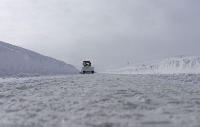 1608903924-თოვლი-გზა-1024x654