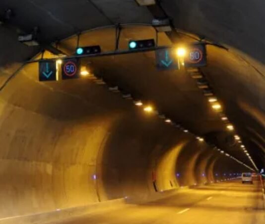 გორის გვირაბში სენაკი-თბილისის მიმართულებაზე მოძრაობა შეზღუდულია