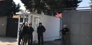 ოპოზიციური პარტიებისა და ელჩების შეხვედრა მიმდინარეობს