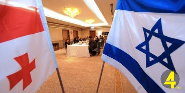 df72e176-baac-41e5-9e0b-3f32c5cc14a7_640