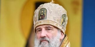 მეუფე ჟურნალისტებს: გელათი თქვენ გამო დაიკეტა, მოუსვენარი ხალხი ხართ