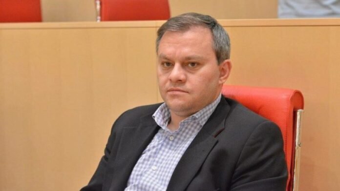 აბუსერიძე-2-1524063106-1024x684-e1609326947125