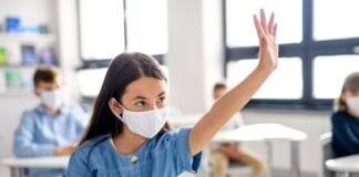 სკოლაში მეხუთე კლასიდან ზემოთ, აუცილებელი იქნება პირბადის ტარება