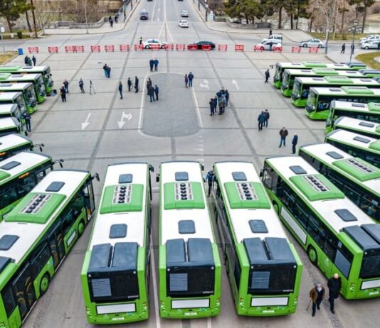 რუსთავში მუნიციპალურმა ტრანსპორტმა დღეიდან მუშაობა განაახლა